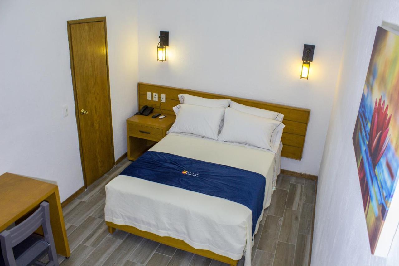 Hotel Real De Castilla Colonial Guadalajara Bagian luar foto
